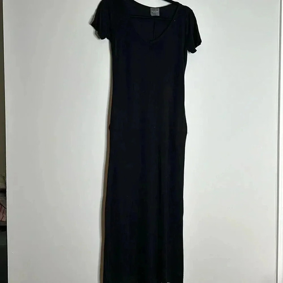 Olivia Rea Black Maxi Dress - Picture 1 of 8